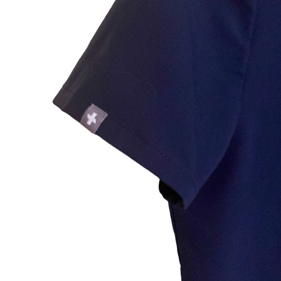 FIGS Casma Navy Blue Scrub Top, EUC, Size XXS - Picture 3 of 8